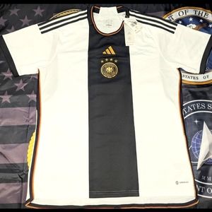 Germany 2022 Adidas Soccer Jersey Men's size XL